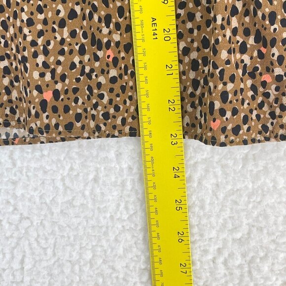 Dolan Brown Animal Print Long Sleeve Round Neck Lightweight Shirt Womens Size L - Picture 6 of 13